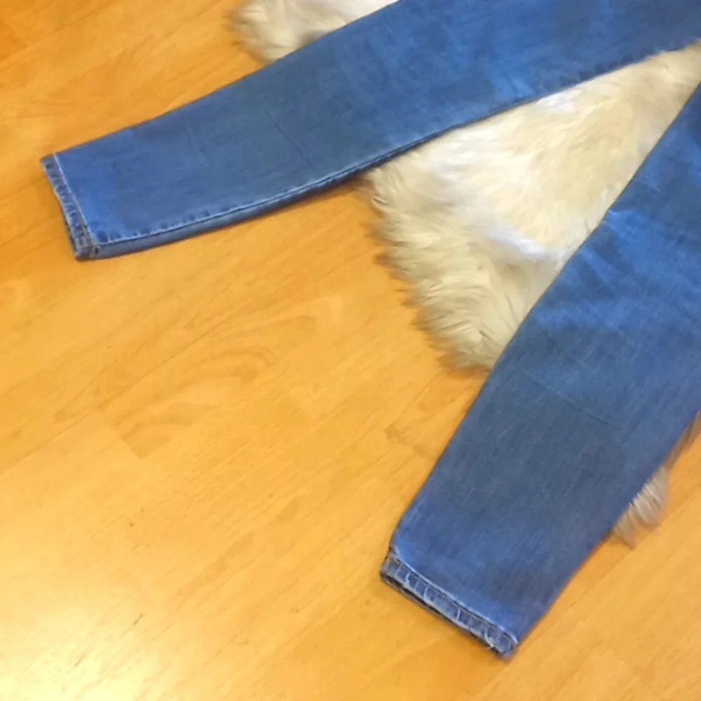 Encore Skinny Jeans-#1399 - Picture 12 of 13